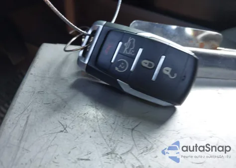 2019 Ram 1500 Rebel 4X4 5'7 Box from USA, damaged, VIN 1C6SRFLT3KN752957